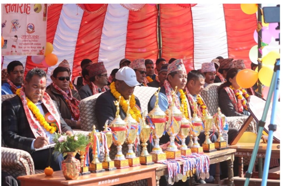 डडेल्धुराको आलितालमा पालिकास्तरिय राष्ट्रपति रनिङ सिल्ड प्रतियोगिता शुरु,राष्ट्रियसभा सदस्य पार्कीद्वारा उद्घाटन